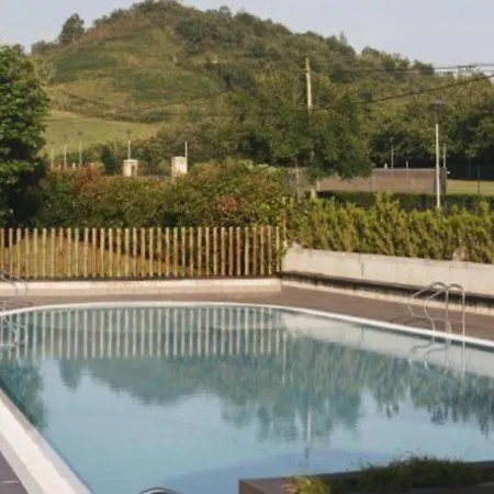 Kemp Mobil Avec Terrasse A - Api-1-52-463 San Sebastián